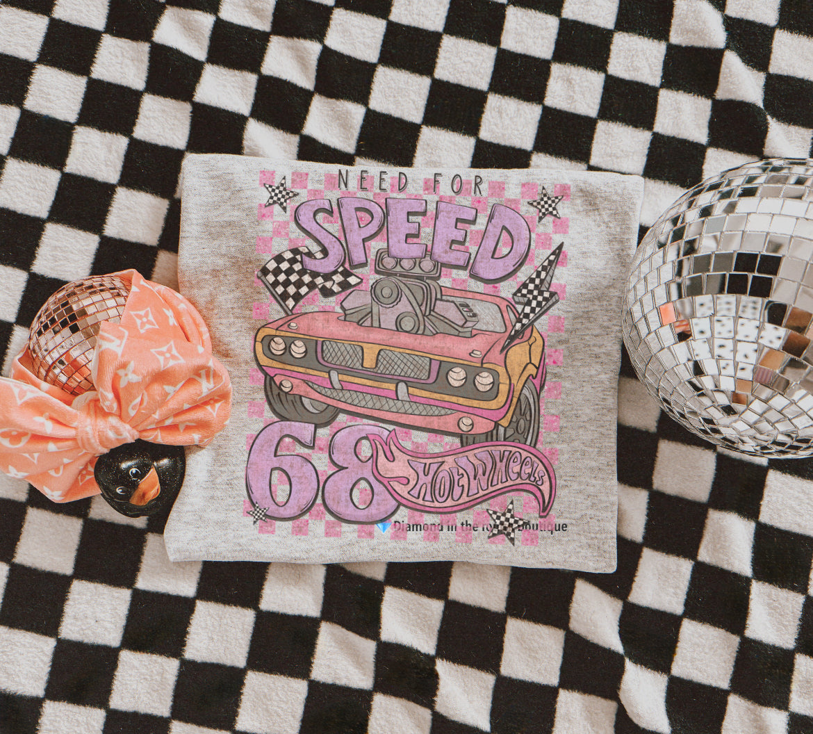 Need for speed (girl)-Graphic Tee